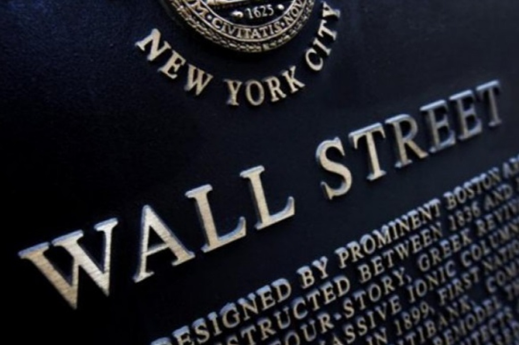 Bolsa de Nueva York inicia operaciones a la baja