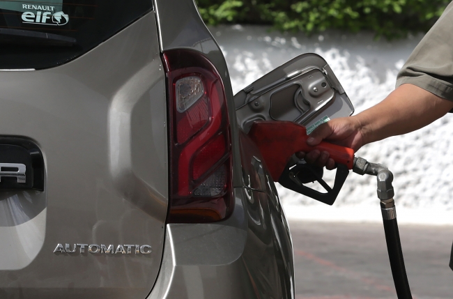 Sin cambio precio de gasolina Magna hoy; Premium y diésel suben un centavo