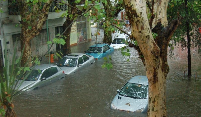 ¿Su Seguro de Auto cubre Inundación?